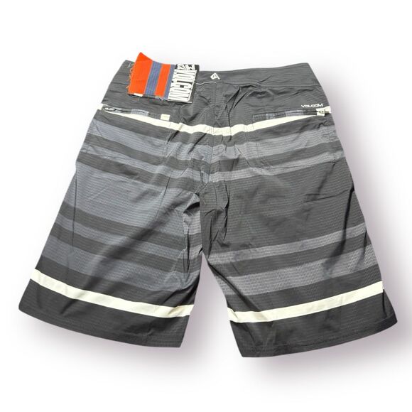 Volcom Gray Striped Board Shorts Size 32" 4 Way‎ Stretch Trunks Retro Y2K - Picture 2 of 4